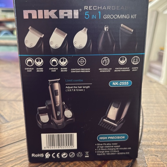 MENS body GROOMING KIT - Picture 2 of 4